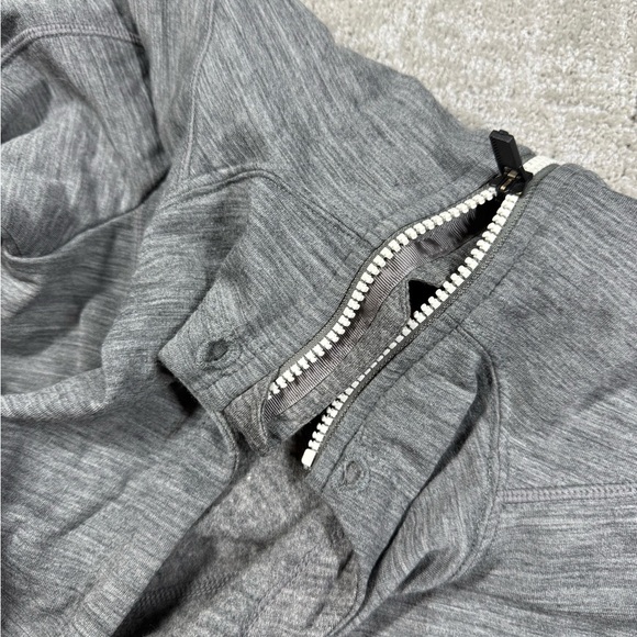 Icebreaker RealFLEECE Dia Long Sleeve Full Zip Hoodie SIZE M Gray Merino Wool - Picture 7 of 7